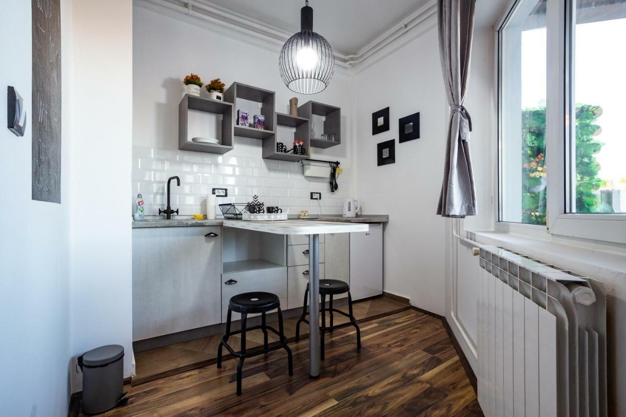 Ferienwohnung Urban Chic Novi Sad Exterior foto